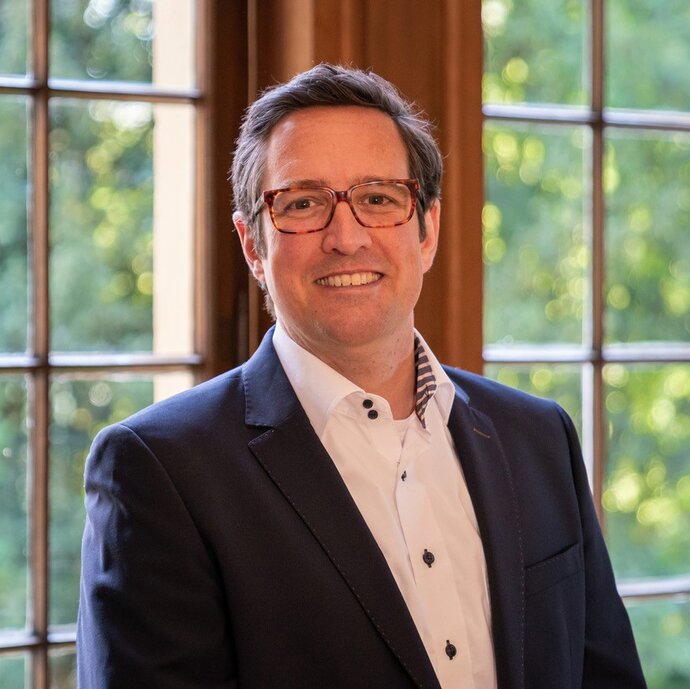 Prof. Dr. Dirk Loerwald