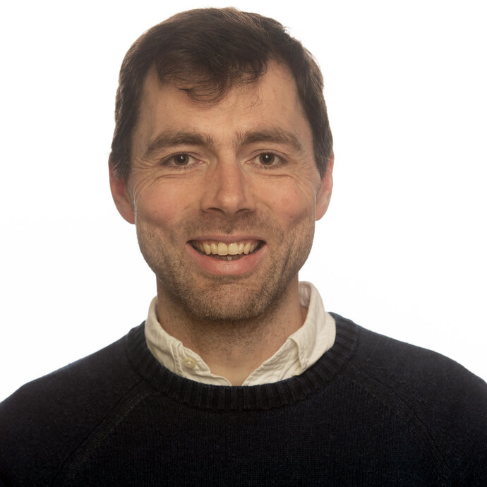 Portrait Jun. Prof. Dr. Hanno Kruse