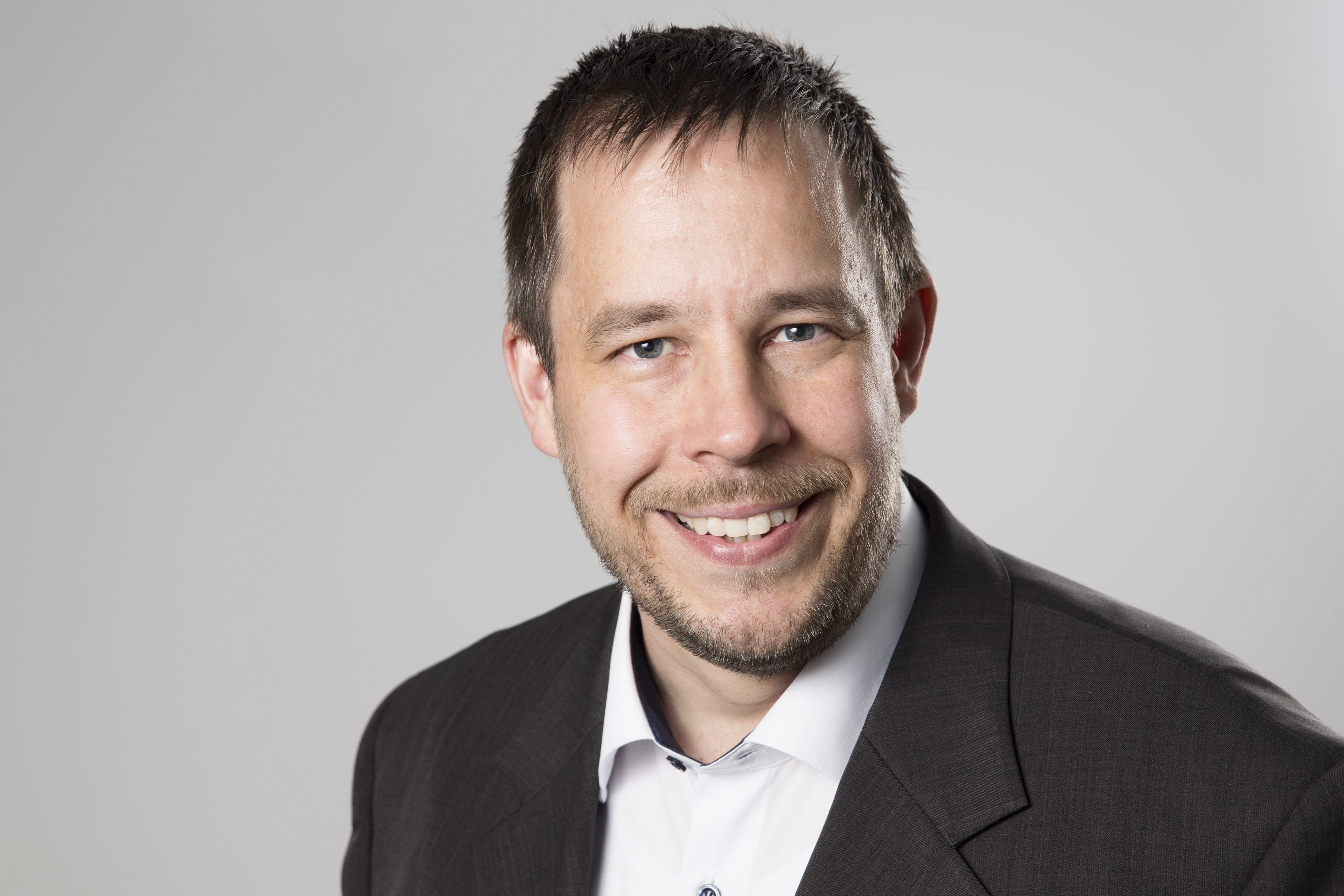 Porträt Dr. Georg Fuchs