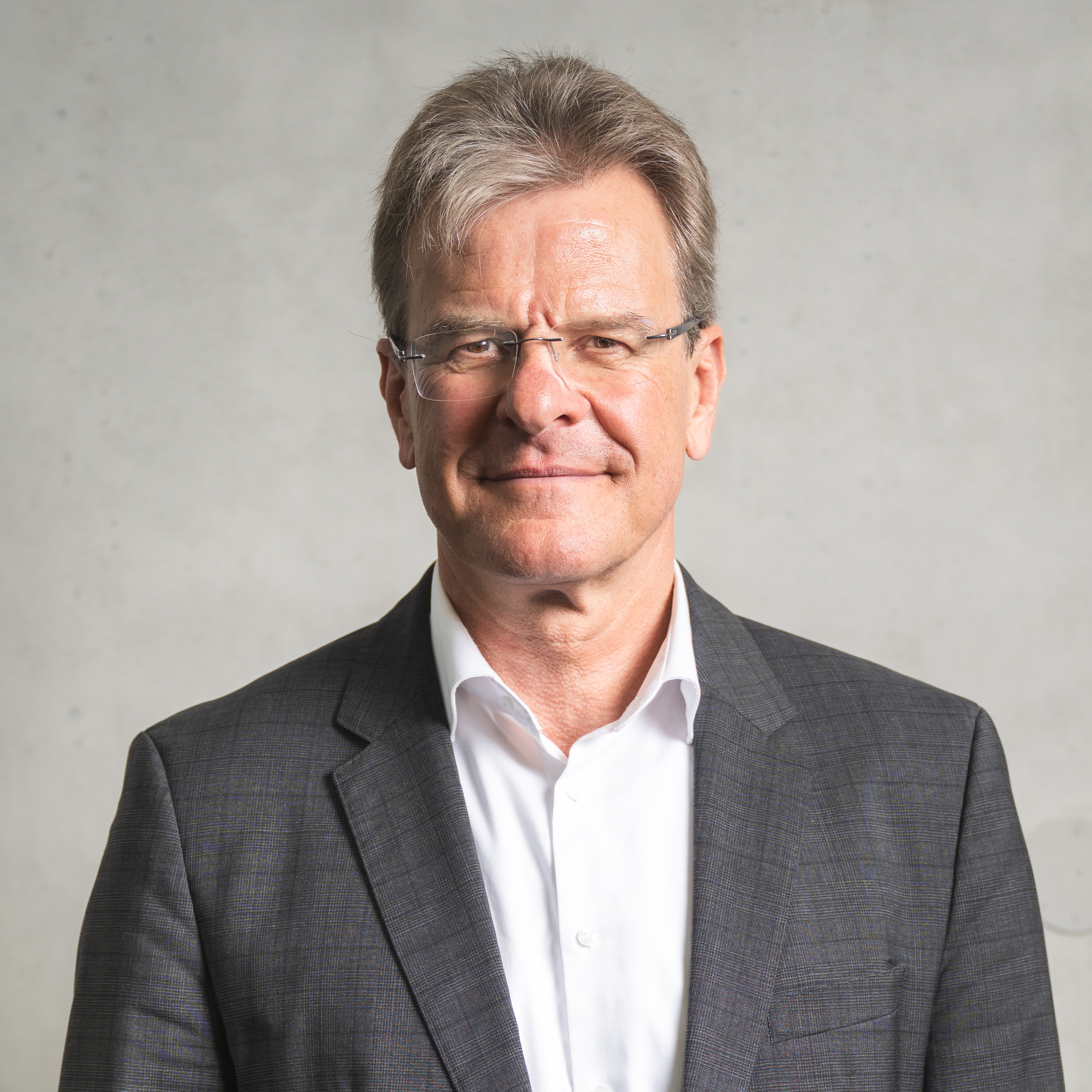 Porträt Prof. Dr. Thomas Riecke-Baulecke