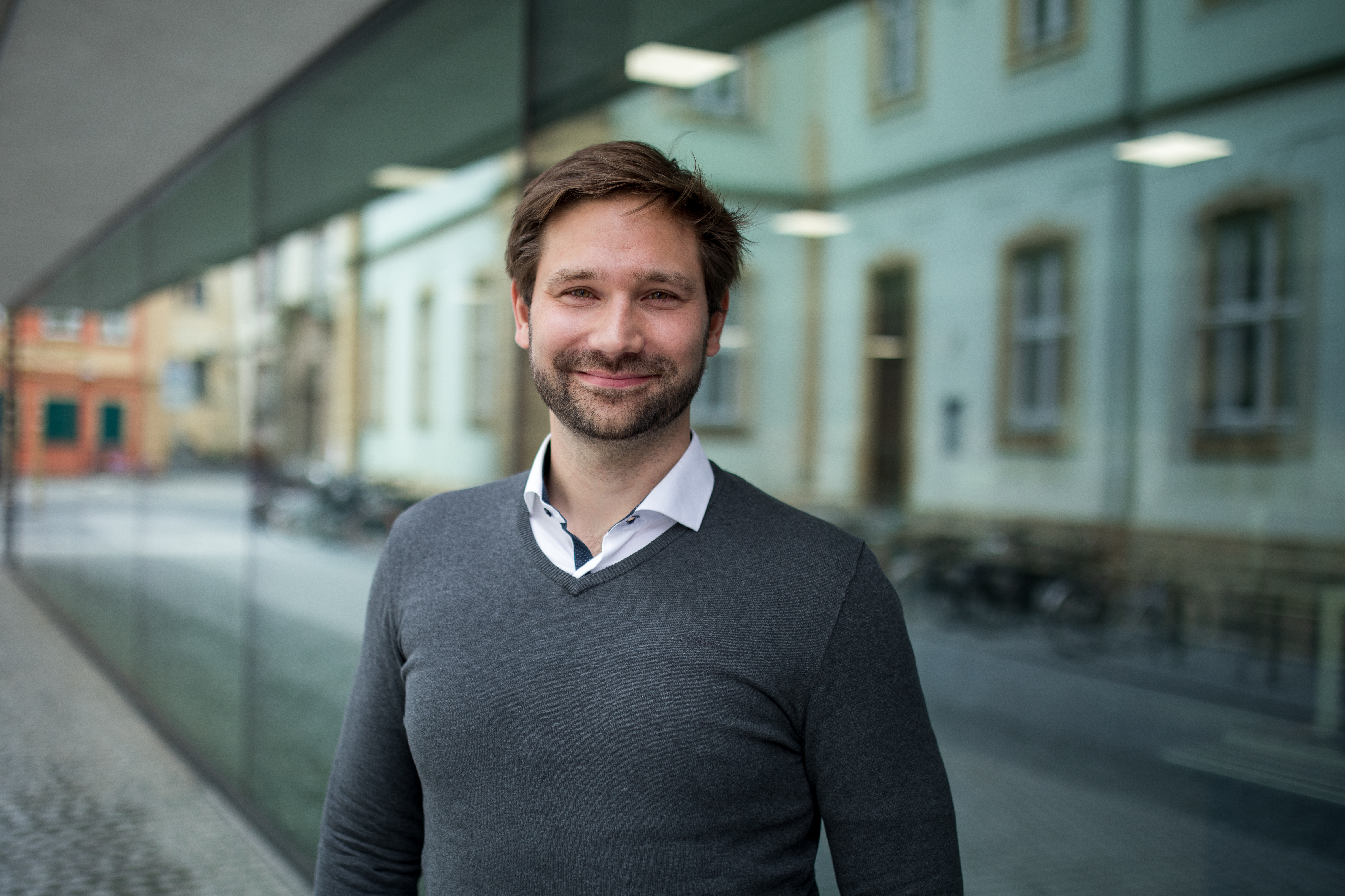 Portrait Prof. Jan Lenhart